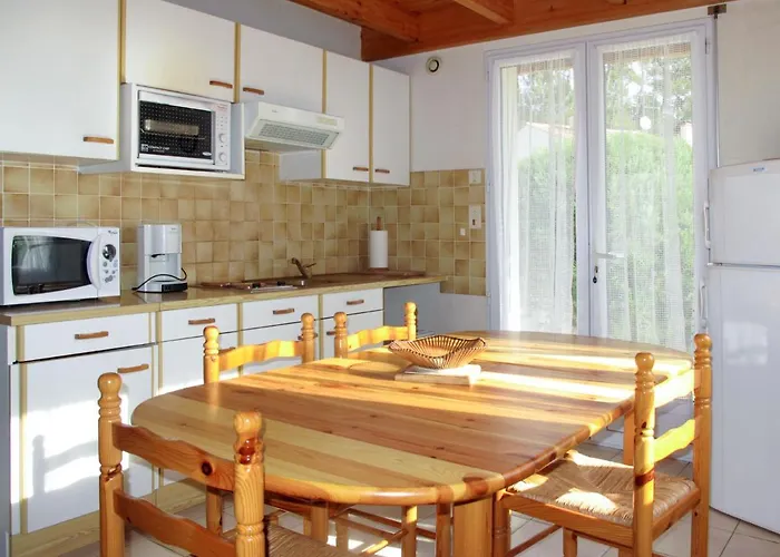 Les Etrilles By Interhome